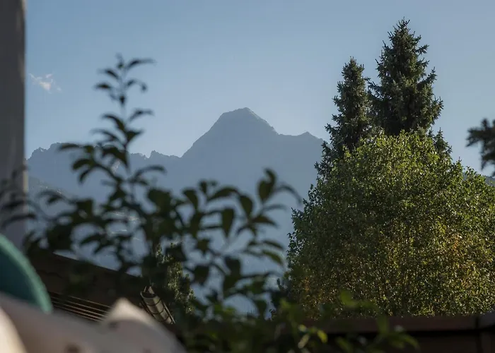 Neschtl 람자우 임 질러탈