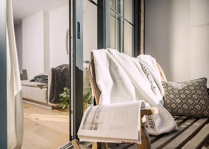 Neschtl 람자우 임 질러탈